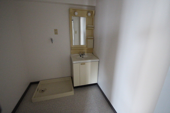 グランデュール今1号館