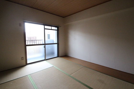 グランデュール今1号館