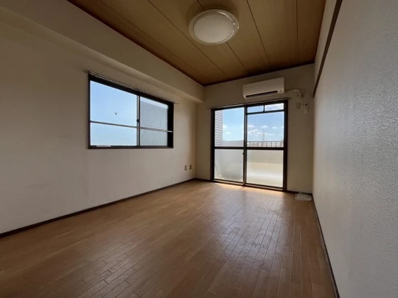 グランデュール今1号館