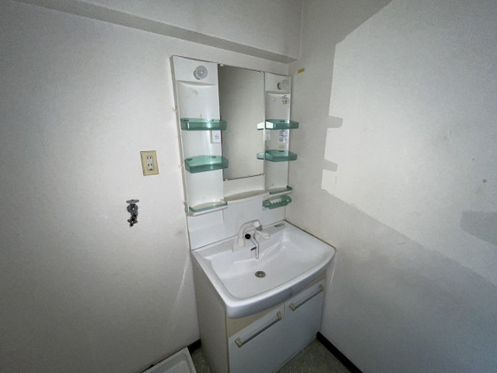 グランデュール今1号館