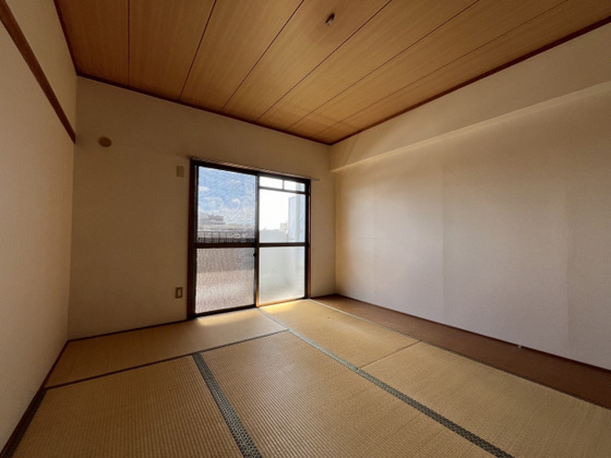 グランデュール今1号館