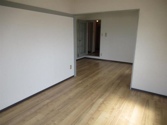 グランデュール今1号館