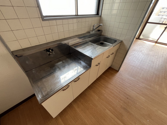 グランデュール今1号館