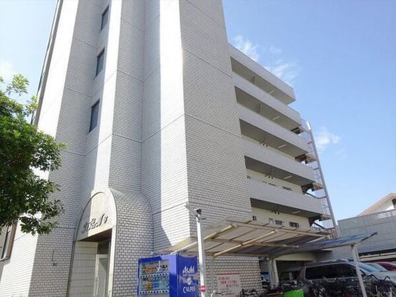 グランデュール今1号館