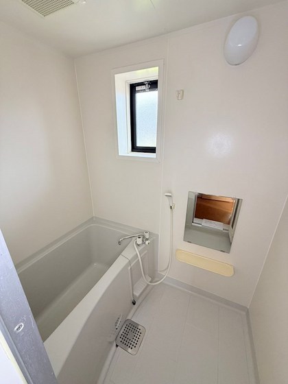 リジョイスタウン B