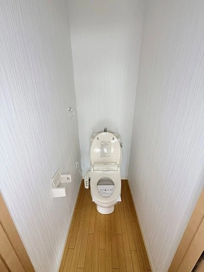 リジョイスタウン B