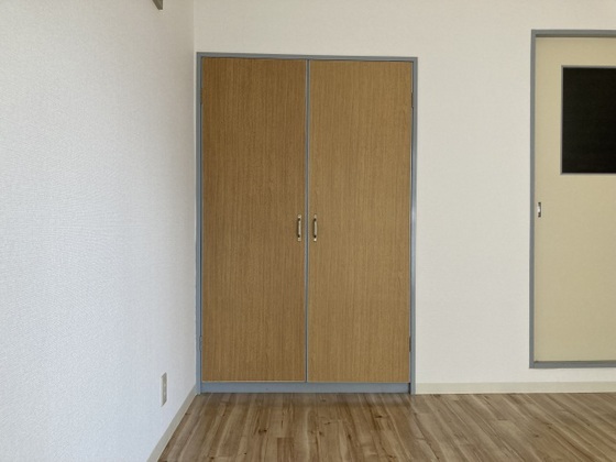 セントフォレスト下中野A