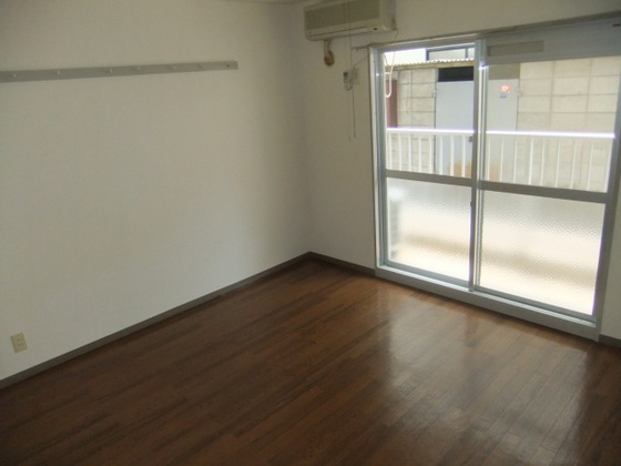 セントフォレスト下中野A