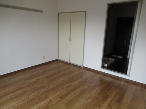 セントフォレスト下中野A