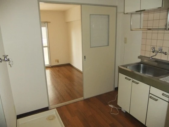 セントフォレスト下中野A