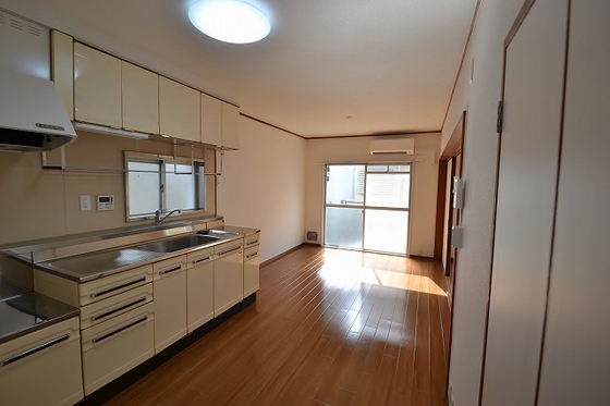 K’sB USHITAHONMACHI