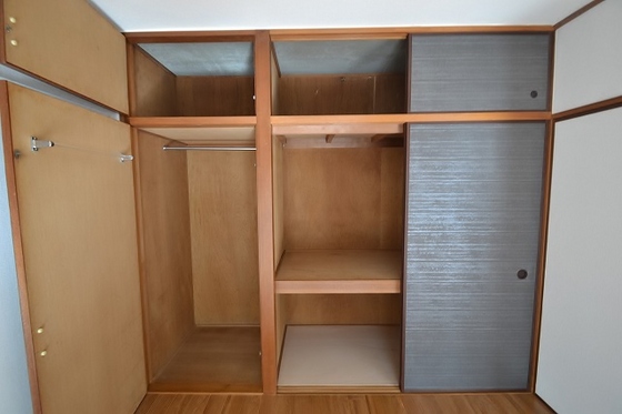 K’sB USHITAHONMACHI