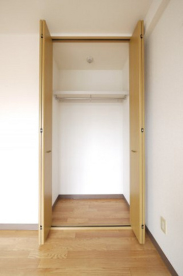 エレガンス京町