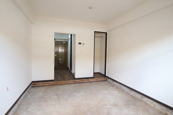 グランツ大元駅前