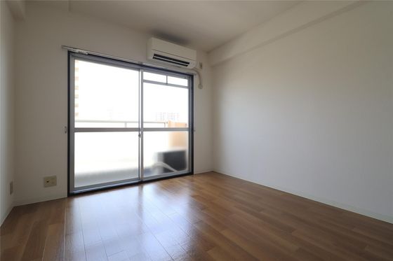 グランツ大元駅前