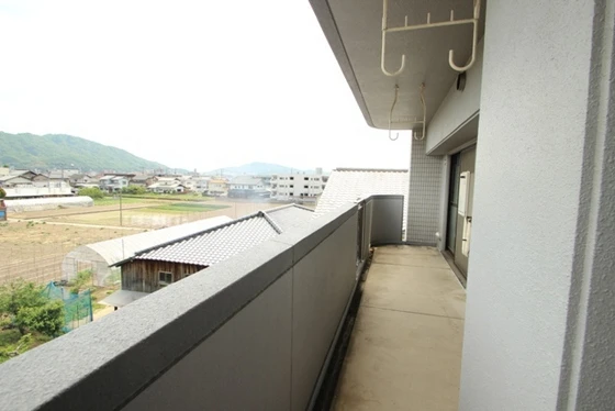 サンテラス根石