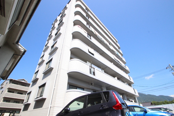 サンテラス根石