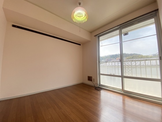 プレジール梶山