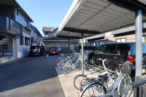 リッシュ伊藤 B棟