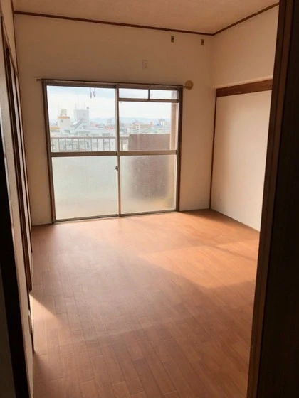 アヴェニュー奥田