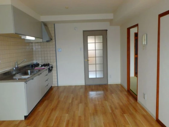 ネクスト倉田 東館