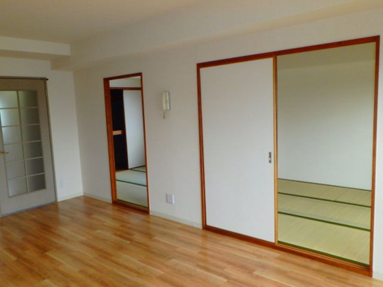 ネクスト倉田 東館