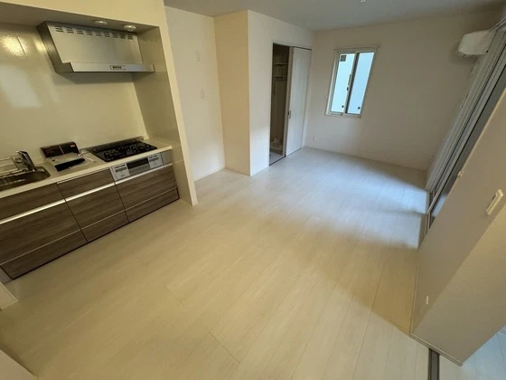 グランテリア楽々園S