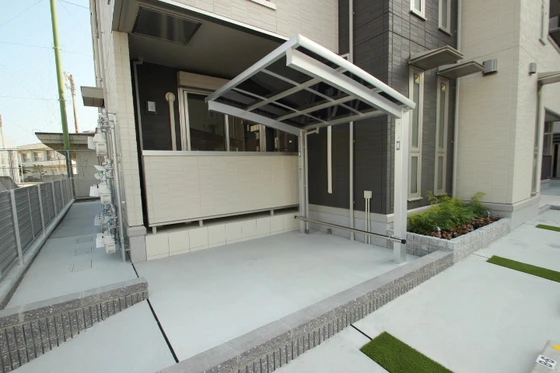 グランテリア楽々園S