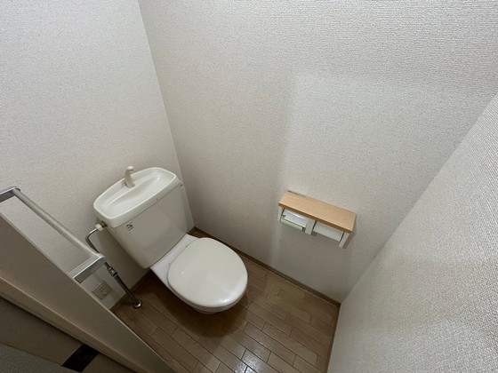 シーソン城泉 B棟