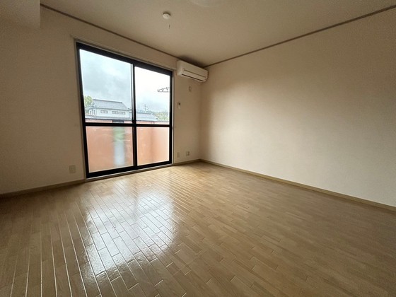 シーソン城泉 B棟