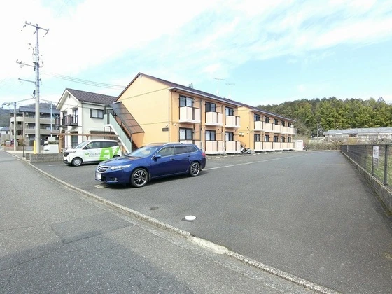 シーソン城泉 B棟