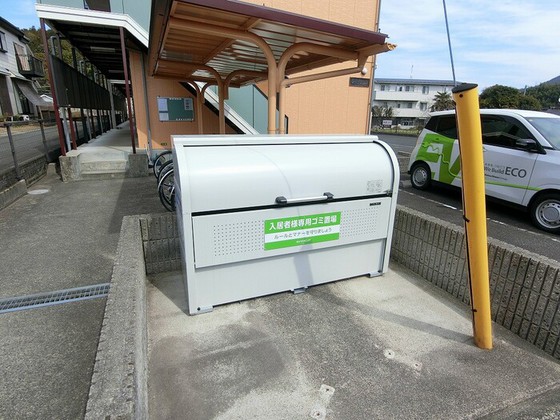 シーソン城泉 B棟