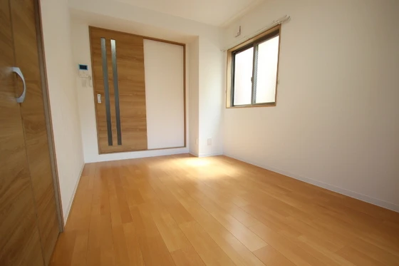 リフレスロイヤルシティⅢ