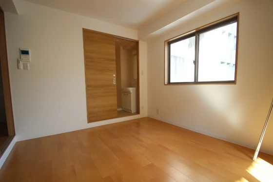 リフレスロイヤルシティⅢ