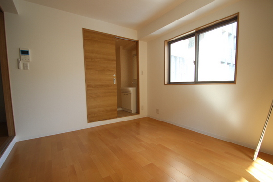 リフレスロイヤルシティⅢ