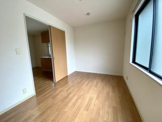 クレール五日市駅前 B棟