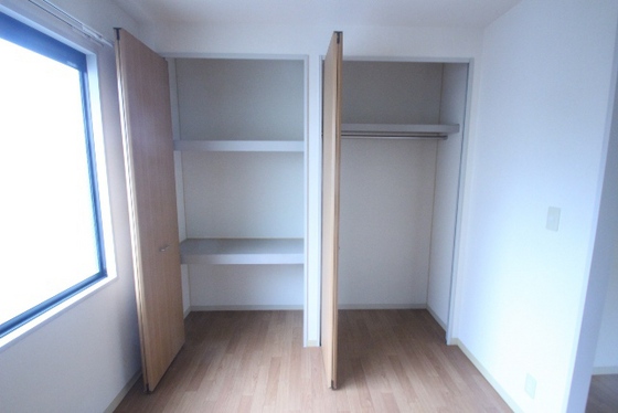 クレール五日市駅前 B棟