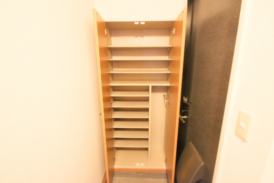 クレール五日市駅前 B棟