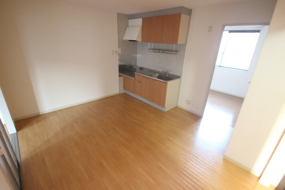 クレール五日市駅前 B棟