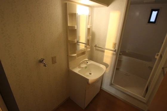 クレール五日市駅前 B棟