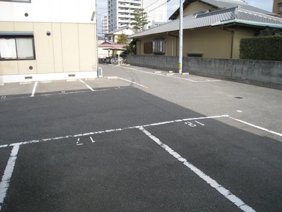 クレール五日市駅前 B棟