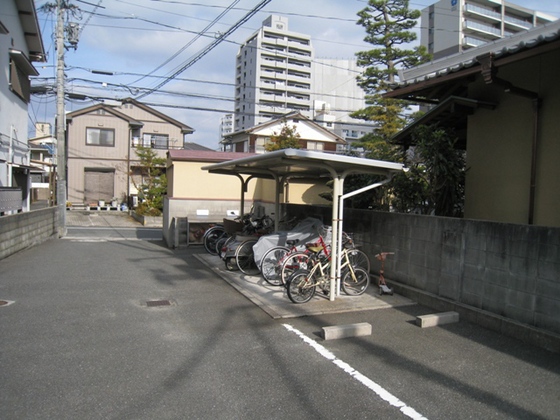 クレール五日市駅前 B棟