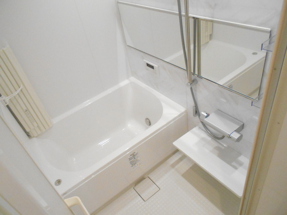 グランテリア楽々園W