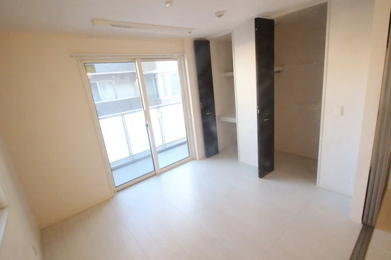 グランテリア楽々園W