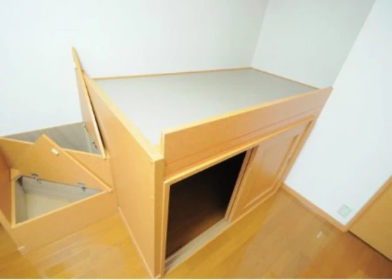 レオパレス国泰寺