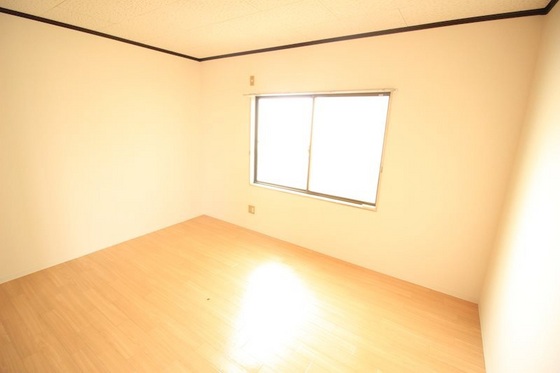 京山サンコーポ