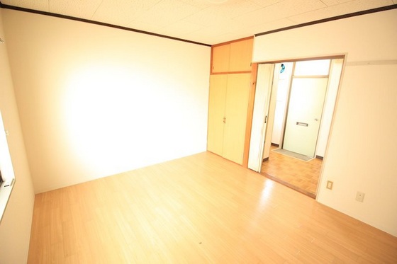 京山サンコーポ