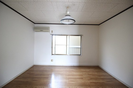 京山サンコーポ