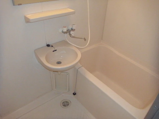 アルファ西古松