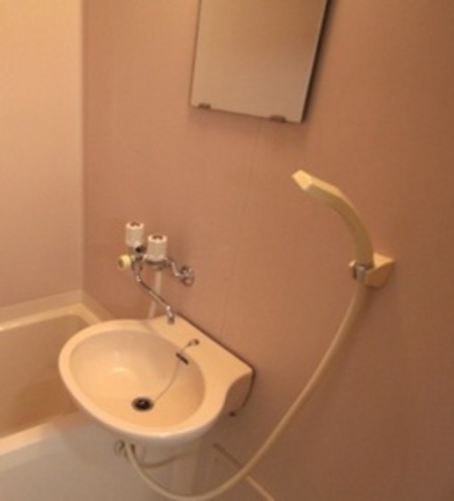 ビッグバーンズマンション清輝橋